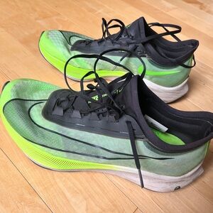 Nike Zoom Fly 3 - Men’s size 10